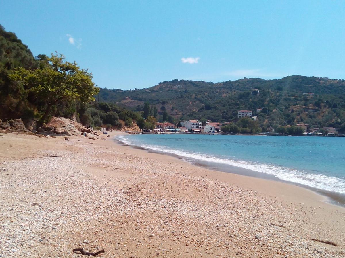 Des Roses Hotel Platanias  Exterior photo